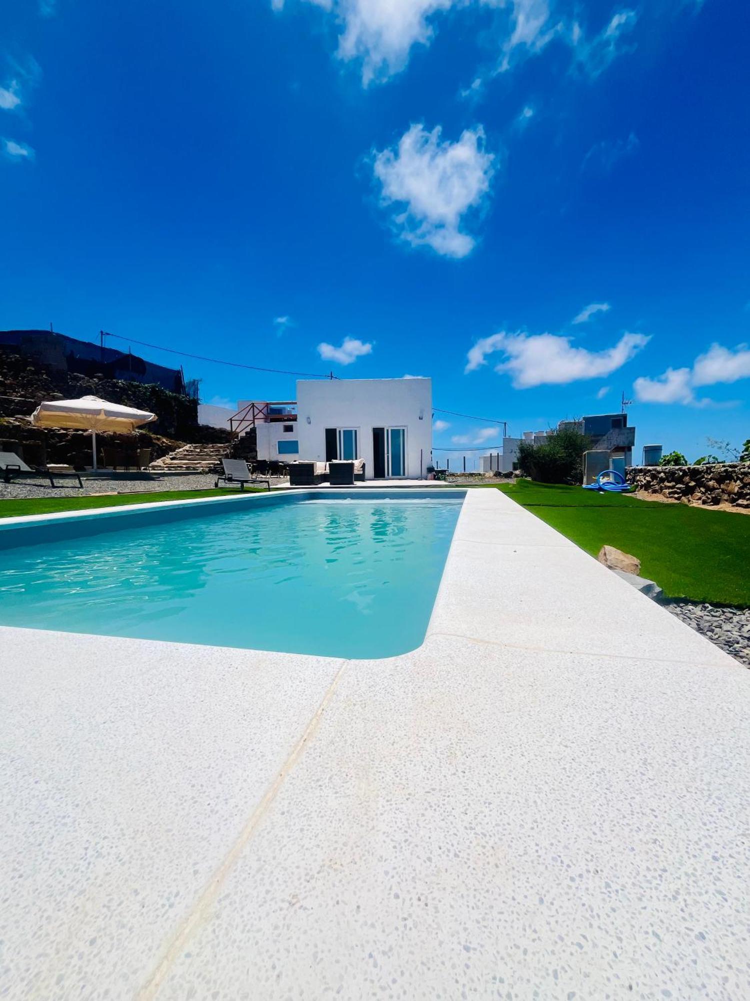 Villa Alegria Gran Canaria Piscina Climatizada Лас-Пальмас-де-Гран-Канария Экстерьер фото